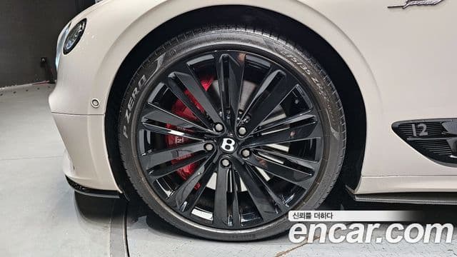 Bentley Continental GT 3세대 6.0 GTC, 2022 все фото