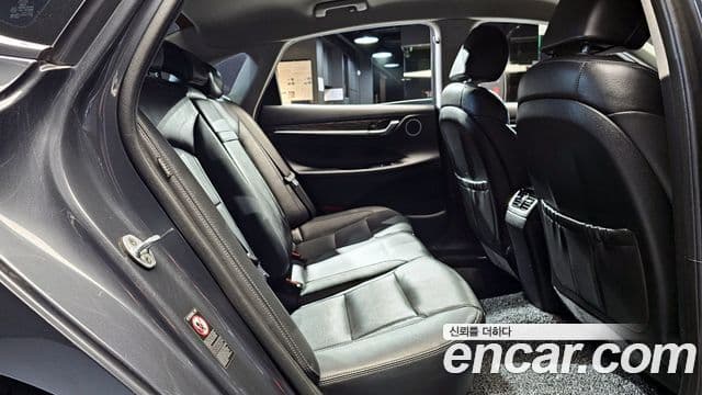 Hyundai Grandeur IG 3.0 LPi Modern (арендный автомобиль), 2019 12