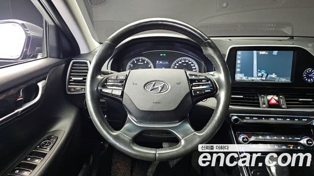 Hyundai Grandeur IG 3.0 LPi Modern (арендный автомобиль), 2019 13