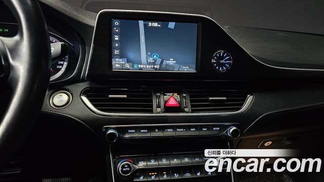 Hyundai Grandeur IG 3.0 LPi Modern (арендный автомобиль), 2019 14