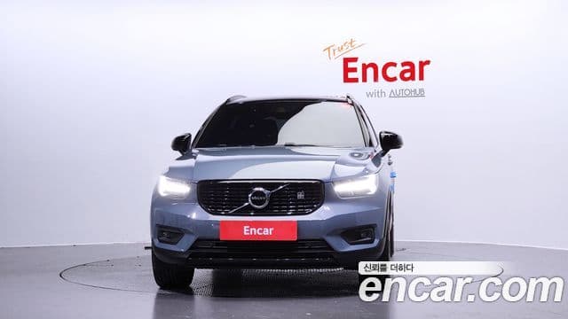 Volvo XC40 T4 R-Design, 2020 3