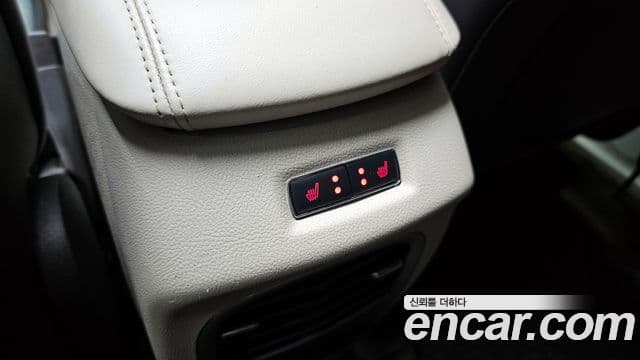 Lincoln MKC, 2019 18