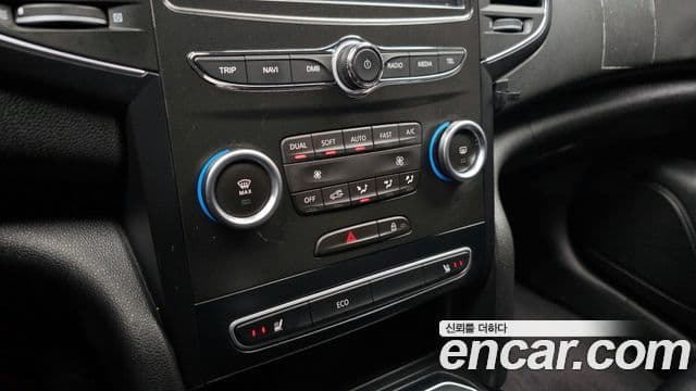 Renault Korea(Samsung) SM6 2.0 LPe PE (арендный автомобиль), 2017 17