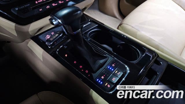 Kia All New Carnival Prestige High Roof, 2018 9