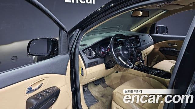 Kia All New Carnival Prestige High Roof, 2018 11