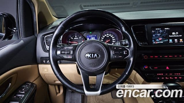 Kia All New Carnival Prestige High Roof, 2018 13