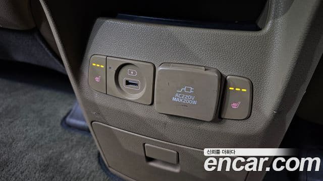 Kia All New Carnival Prestige High Roof, 2018 19