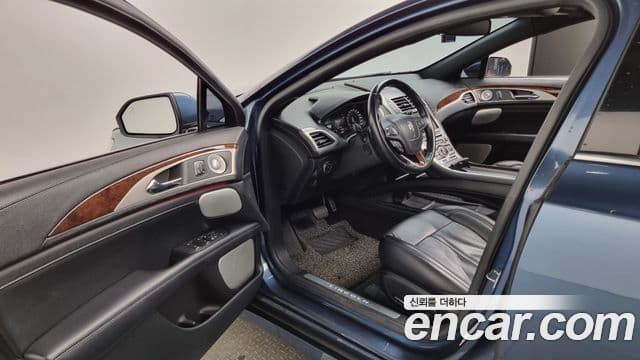 Lincoln New MKZ 2세대, 2019 12