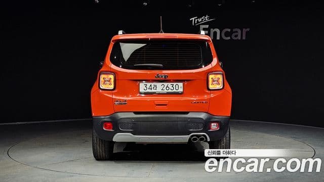 Jeep Renegade 2.0 дизель Limited AWD, 2018 4