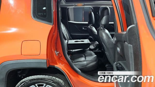 Jeep Renegade 2.0 дизель Limited AWD, 2018 12
