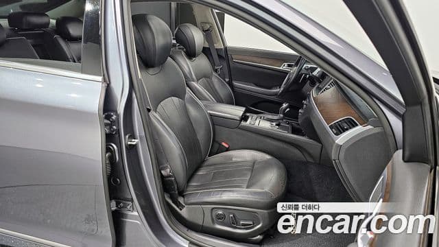 Hyundai Genesis DH 5.0 экспортная версия, 2015 10