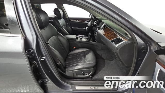 Hyundai Genesis DH Exclusive, 2016 12