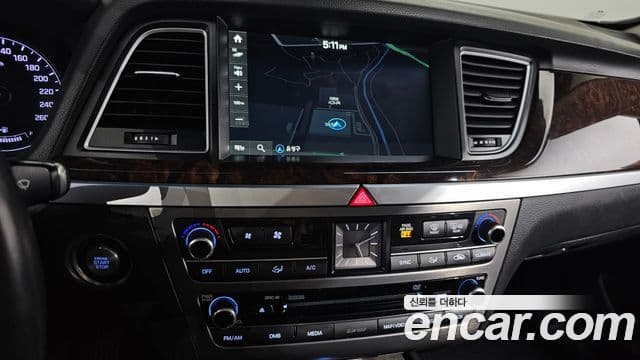 Hyundai Genesis DH Exclusive, 2016 18