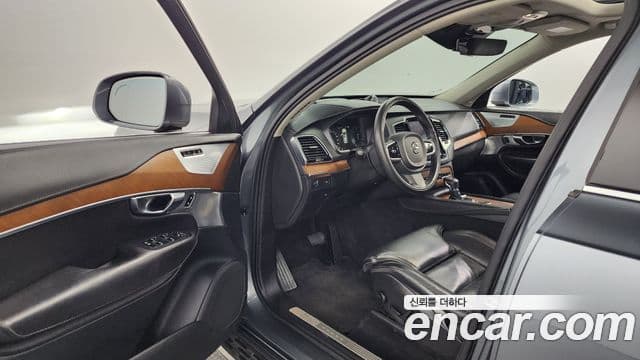 Volvo XC90 2세대 D5 Inscription, 2017 10