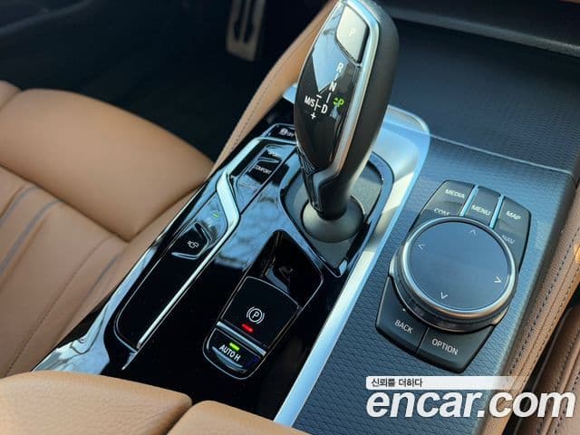 BMW 5시리즈 (G30) 520i M Sport, 2023 9