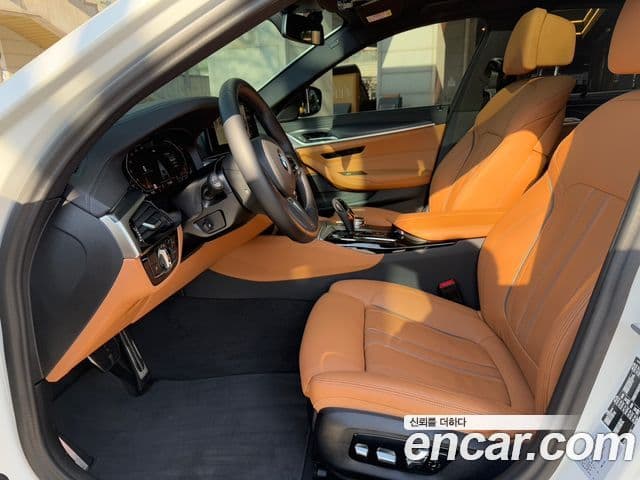 BMW 5시리즈 (G30) 520i M Sport, 2023 10