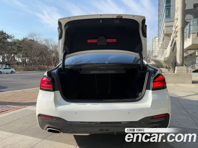 BMW 5시리즈 (G30) 520i M Sport, 2023 11