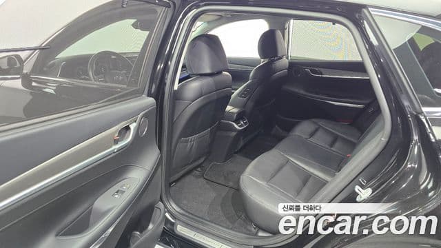 Hyundai The / новый New Grandeur IG гибрид Exclusive, 2020 11