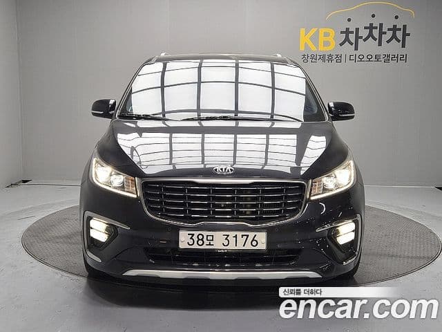 Kia The / новый New Carnival Noblesse, 2019 1
