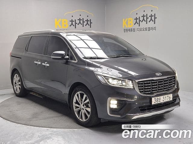 Kia The / новый New Carnival Noblesse, 2019 3