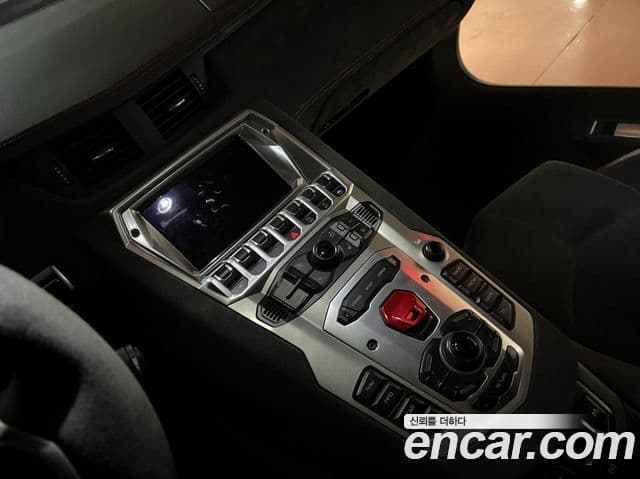 Lamborghini 아벤타도르 LP700-4 Pirelli Edition, 2016 13