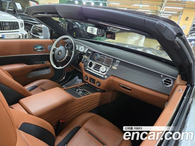 Rolls-Royce 던, 2021 14