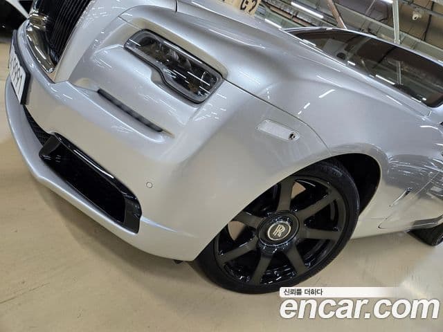 Rolls-Royce 던, 2021 16