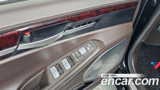 Genesis EQ900 Prestige, 2018 11