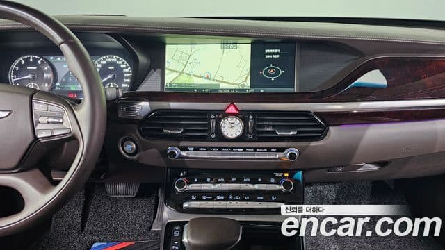 Genesis EQ900 Prestige, 2018 15