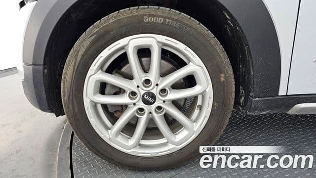 Mini Cooper D Countryman 1세대, 2016 все фото