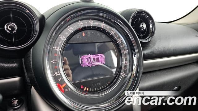 Mini Cooper D Countryman 1세대, 2016 14