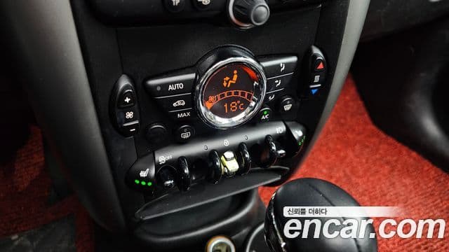 Mini Cooper D Countryman 1세대, 2016 18