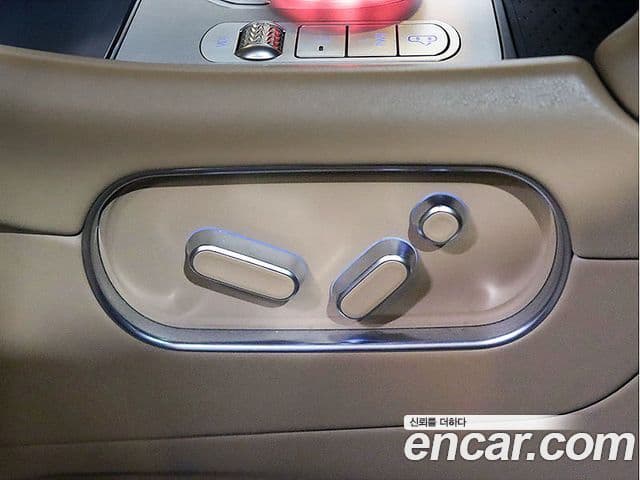 Genesis G90 (RS4) бензин 3.5 турбо AWD, 2022 10