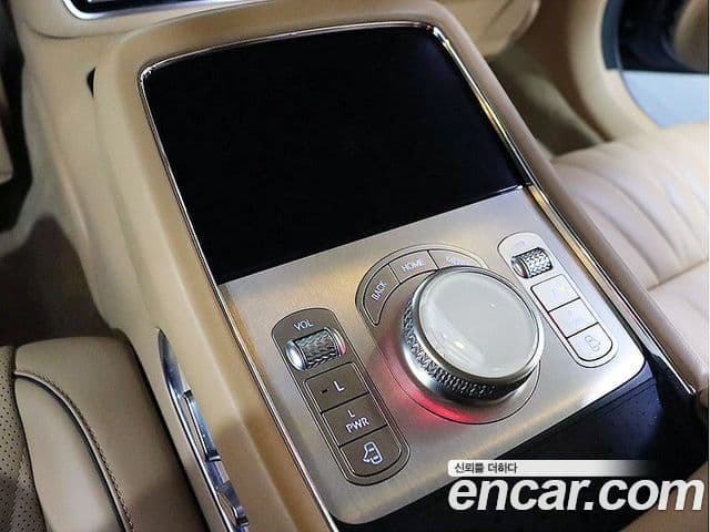 Genesis G90 (RS4) бензин 3.5 турбо AWD, 2022 18