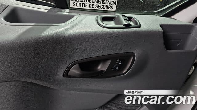 Ford 트랜짓, 2016 12