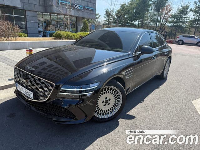 Genesis G80 (RG3) бензин 2.5 турбо AWD, 2025 1