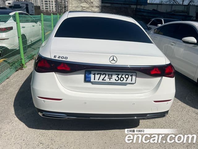 Mercedes-Benz E-класс W214 Avantgarde, 2025 7