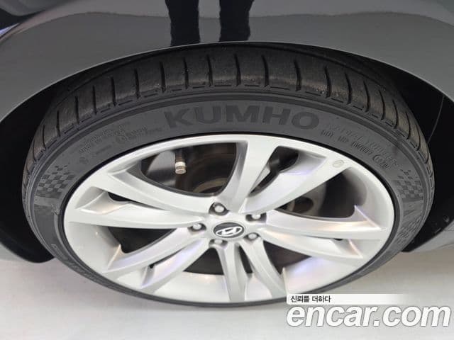 Hyundai Genesis купе 200 турбо P, 2010 все фото