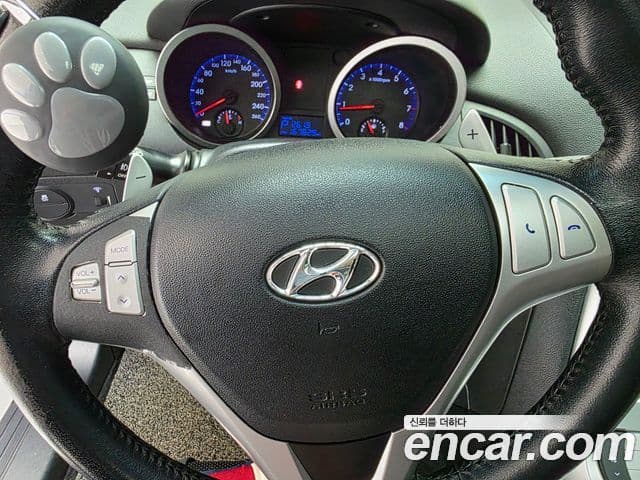 Hyundai Genesis купе 200 турбо P, 2010 17