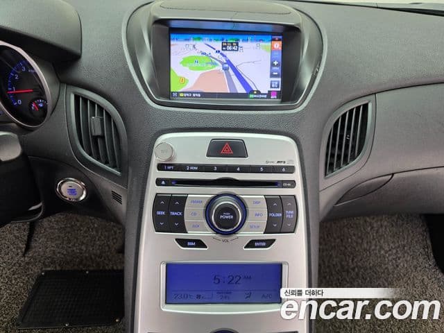 Hyundai Genesis купе 200 турбо P, 2010 18