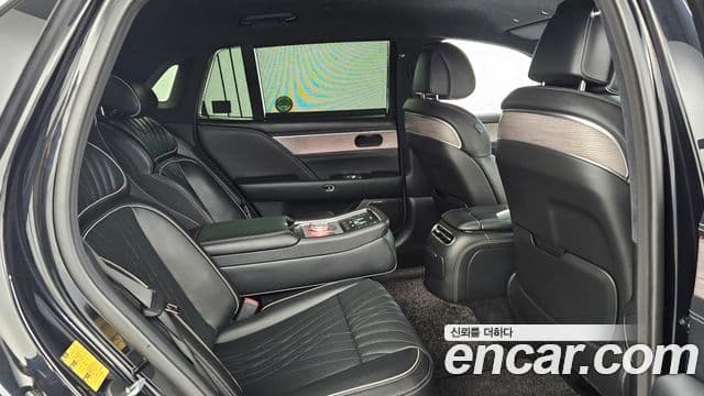 Genesis G90 (RS4) бензин 3.5 турбо AWD, 2023 12