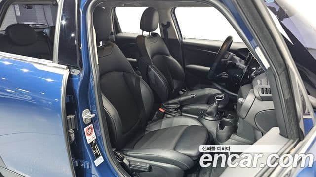 Mini Cooper 3세대, 2016 10