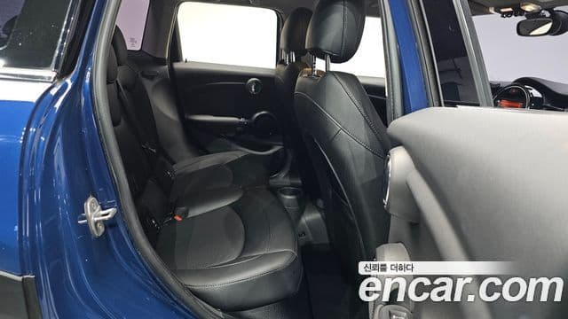 Mini Cooper 3세대, 2016 11