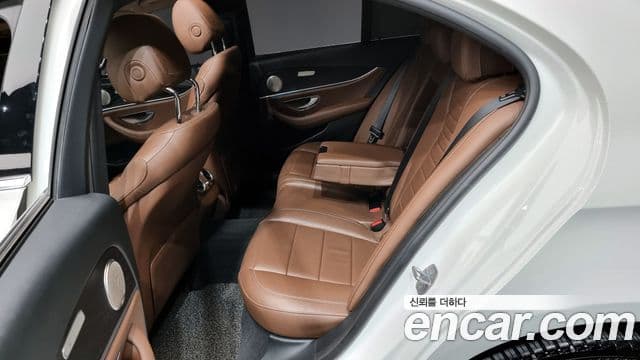 Mercedes-Benz E-класс W213 Avantgarde, 2018 11