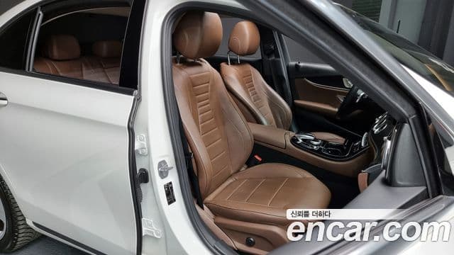 Mercedes-Benz E-класс W213 Avantgarde, 2018 12