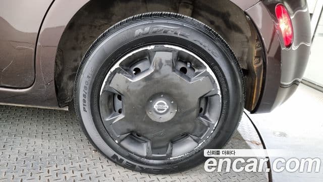 Nissan 큐브 Z12, 2011 все фото