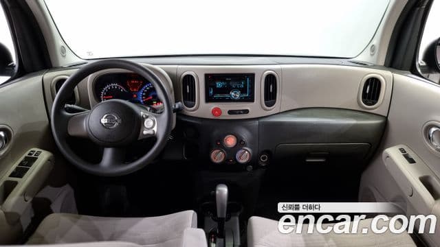 Nissan 큐브 Z12, 2011 7