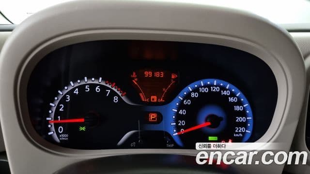Nissan 큐브 Z12, 2011 8
