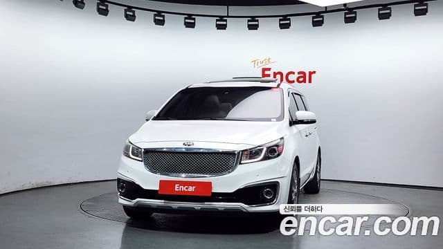 Kia All New Carnival Prestige, 2015 3