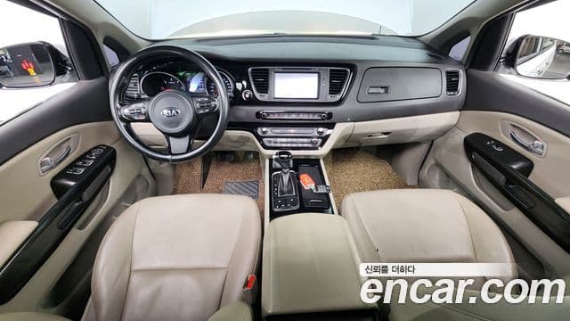 Kia All New Carnival Prestige, 2015 7